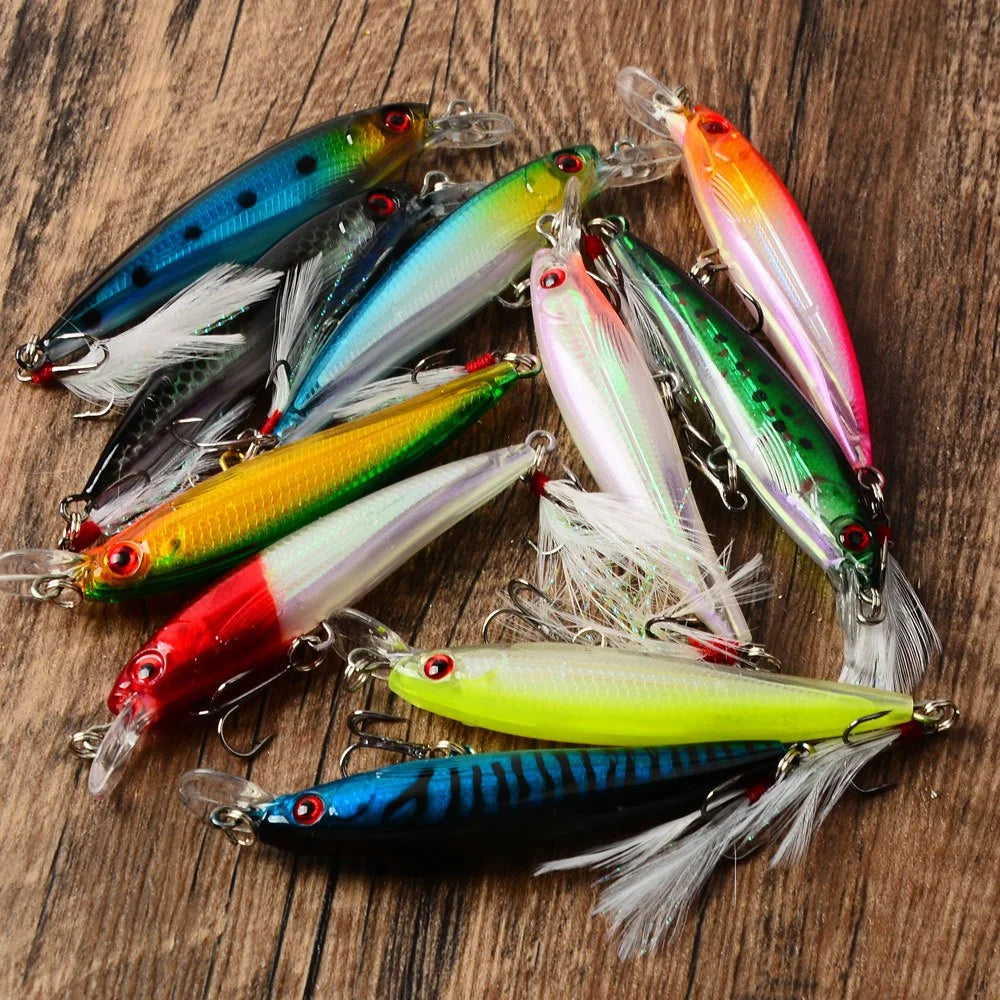 Lot de 10 Leurres Minnow Plongeants à Plume 9 cm